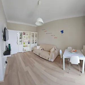 https://la-nostra-casa-in-corte.it-lombardy.com